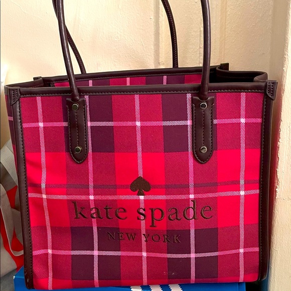 *NEW Listing* Medium size tote bag - Picture 1 of 4